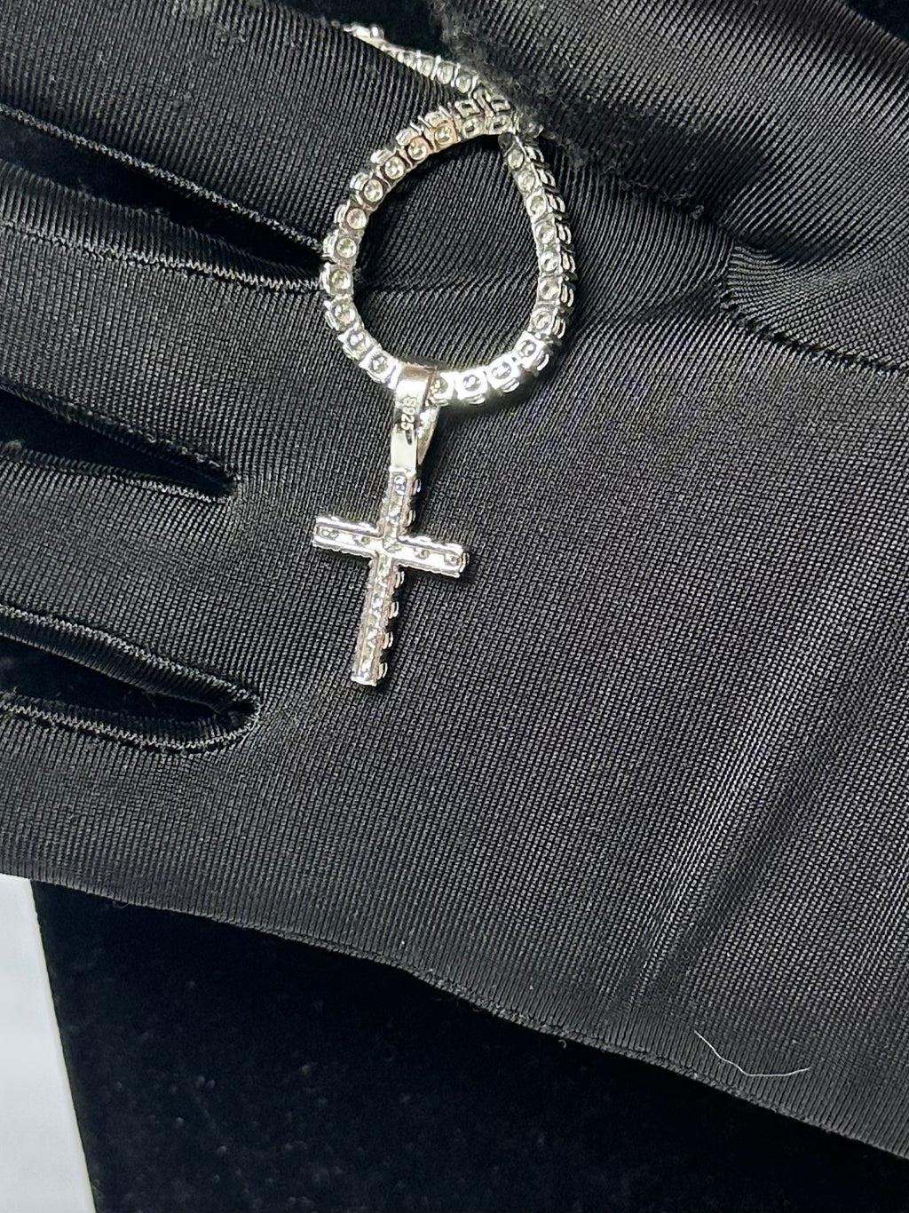 Dije de cruz 2MM
