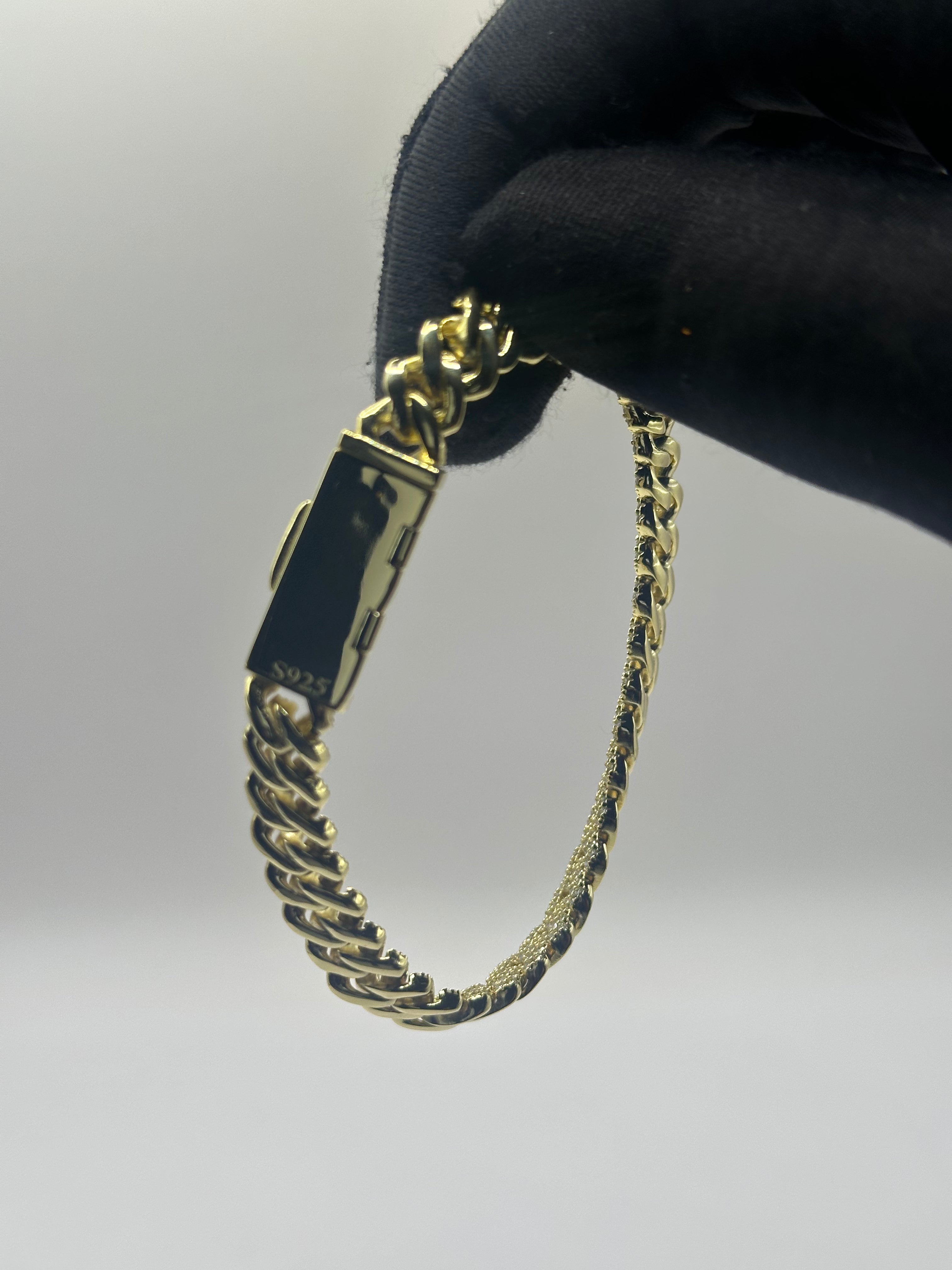Pulso Cuban Links Bañado En Oro 8MM